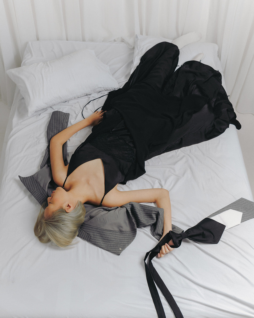 00.00 DRESS